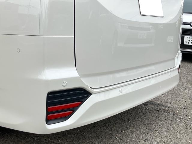 ノア Ｓ－Ｚ　登録済未使用車　７人乗り　アラウンドビューモニター　純正ディスプレイオーディオ　ＥＴＣ２．０　両側パワースライドドア　ＴＶ　Ｂｌｕｅｔｏｏｔｈ　シートヒーター　電子パーキング　アダプティブクルーズ（16枚目）