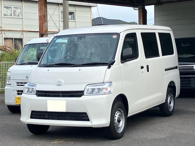 タウンエースバン ＧＬ　登録済未使用車　インパネＡＴ　アイドリングストップ　衝突被害軽減システム　横滑り防止装置　両側スライドドア　キーレスエントリー　パワーウインドウ　エアコン　パワステ　クリアランスソナー（7枚目）