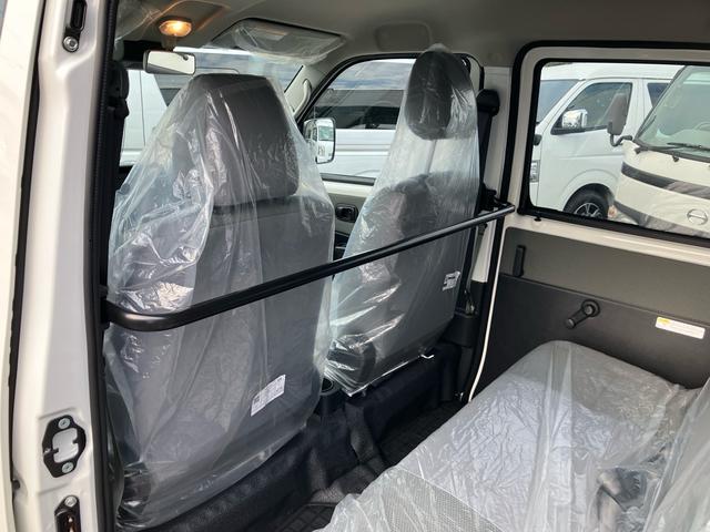 タウンエースバン ＧＬ　登録済未使用車　インパネＡＴ　アイドリングストップ　衝突被害軽減システム　横滑り防止装置　両側スライドドア　キーレスエントリー　パワーウインドウ　エアコン　パワステ　クリアランスソナー（21枚目）