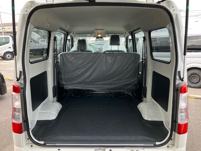 タウンエースバン ＧＬ　登録済未使用車　インパネＡＴ　アイドリングストップ　衝突被害軽減システム　横滑り防止装置　両側スライドドア　キーレスエントリー　パワーウインドウ　エアコン　パワステ　クリアランスソナー（23枚目）
