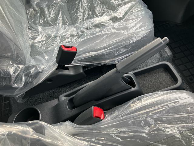 タウンエースバン ＧＬ　登録済未使用車　インパネＡＴ　アイドリングストップ　衝突被害軽減システム　横滑り防止装置　両側スライドドア　キーレスエントリー　パワーウインドウ　エアコン　パワステ　クリアランスソナー（43枚目）