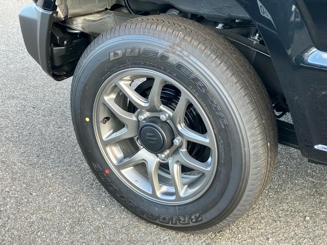 ジムニー XC 4WD 届出済未使用車 デュアルセンサーブレーキサポート AT シートヒーター クルーズコントロール 純正アルミホイール スマートキー プッシュスタート オートエアコン オートライト(18枚目)
