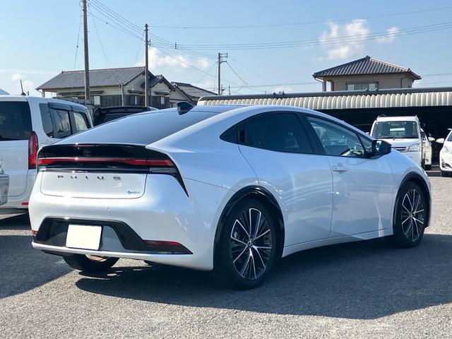 プリウス Ｚ　サンルーフ　純正ディスプレイオーディオ　アラウンドビューモニター　デジタルインナーミラー　ＥＴＣ２．０　パワーバックドア　アダプティブクルーズコントロール　純正ＡＷ　フルセグＴＶ　Ｂｌｕｅｔｏｏｔｈ（2枚目）