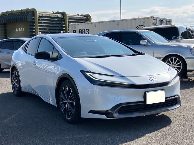 プリウス Ｚ　サンルーフ　純正ディスプレイオーディオ　アラウンドビューモニター　デジタルインナーミラー　ＥＴＣ２．０　パワーバックドア　アダプティブクルーズコントロール　純正ＡＷ　フルセグＴＶ　Ｂｌｕｅｔｏｏｔｈ（10枚目）