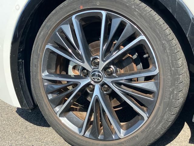 プリウス Ｚ　サンルーフ　純正ディスプレイオーディオ　アラウンドビューモニター　デジタルインナーミラー　ＥＴＣ２．０　パワーバックドア　アダプティブクルーズコントロール　純正ＡＷ　フルセグＴＶ　Ｂｌｕｅｔｏｏｔｈ（15枚目）