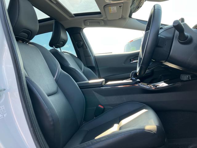 プリウス Ｚ　サンルーフ　純正ディスプレイオーディオ　アラウンドビューモニター　デジタルインナーミラー　ＥＴＣ２．０　パワーバックドア　アダプティブクルーズコントロール　純正ＡＷ　フルセグＴＶ　Ｂｌｕｅｔｏｏｔｈ（34枚目）