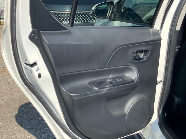 アクア X-アーバン ソリッド メモリーナビ フルセグTV バックモニター ドライブレコーダーBluetooth ETC2.0 シートヒーター レーンアシスト 衝突被害軽減システム 純正アルミホイール スマートキー(23枚目)