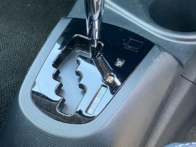 アクア X-アーバン ソリッド メモリーナビ フルセグTV バックモニター ドライブレコーダーBluetooth ETC2.0 シートヒーター レーンアシスト 衝突被害軽減システム 純正アルミホイール スマートキー(46枚目)