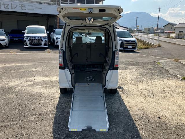 Ｎ－ＢＯＸ＋ Ｇ　車いす仕様車　スローパー　福祉車両　リアシート無しタイプ　電動ウィンチ　車いす固定用シートベルト　電動リモコン　メモリーナビ　フルセグＴＶ　Ｂｌｕｅｔｏｏｔｈ　両側スライドドア　福祉車輛（2枚目）