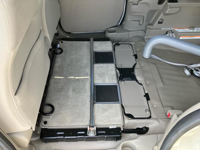 Ｎ－ＢＯＸ＋ Ｇ　車いす仕様車　スローパー　福祉車両　リアシート無しタイプ　電動ウィンチ　車いす固定用シートベルト　電動リモコン　メモリーナビ　フルセグＴＶ　Ｂｌｕｅｔｏｏｔｈ　両側スライドドア　福祉車輛（12枚目）