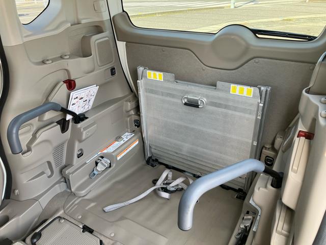 Ｎ－ＢＯＸ＋ Ｇ　車いす仕様車　スローパー　福祉車両　リアシート無しタイプ　電動ウィンチ　車いす固定用シートベルト　電動リモコン　メモリーナビ　フルセグＴＶ　Ｂｌｕｅｔｏｏｔｈ　両側スライドドア　福祉車輛（13枚目）