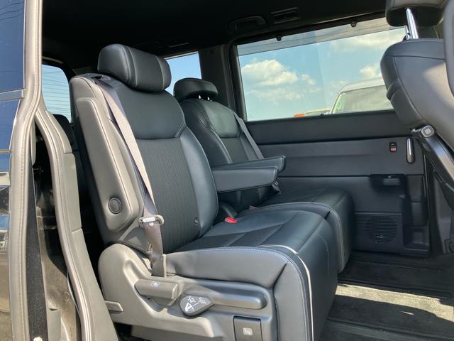 ステップワゴン ｅ：ＨＥＶスパーダ　７人乗り　マルチビューカメラシステム　ギャザーズナビ　ブラインドスポットインフォメーション　ホンダセンシング　メモリー機能付パワーテールゲート　シートヒーター　ドラレコ　ＥＴＣ　両側パワースライドドア（22枚目）