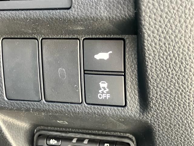 ステップワゴン ｅ：ＨＥＶスパーダ　７人乗り　マルチビューカメラシステム　ギャザーズナビ　ブラインドスポットインフォメーション　ホンダセンシング　メモリー機能付パワーテールゲート　シートヒーター　ドラレコ　ＥＴＣ　両側パワースライドドア（36枚目）