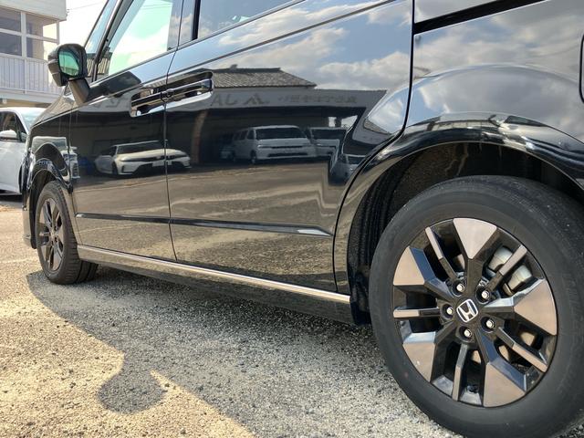 ステップワゴン ｅ：ＨＥＶスパーダ　７人乗り　マルチビューカメラシステム　ギャザーズナビ　ブラインドスポットインフォメーション　ホンダセンシング　メモリー機能付パワーテールゲート　シートヒーター　ドラレコ　ＥＴＣ　両側パワースライドドア（52枚目）