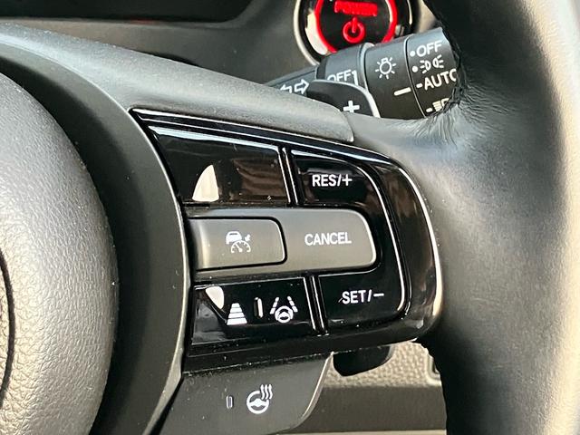 ヴェゼル ｅ：ＨＥＶ　Ｚ　ギャザーズナビ　Ｂｌｕｅｔｏｏｔｈ　バックモニター　フルセグＴＶ　ドライブレコーダー　電動リアゲート　アダプティブクルーズコントロール　ＥＴＣ　ブラインドスポットモニター　パドルシフト　シートヒーター（34枚目）