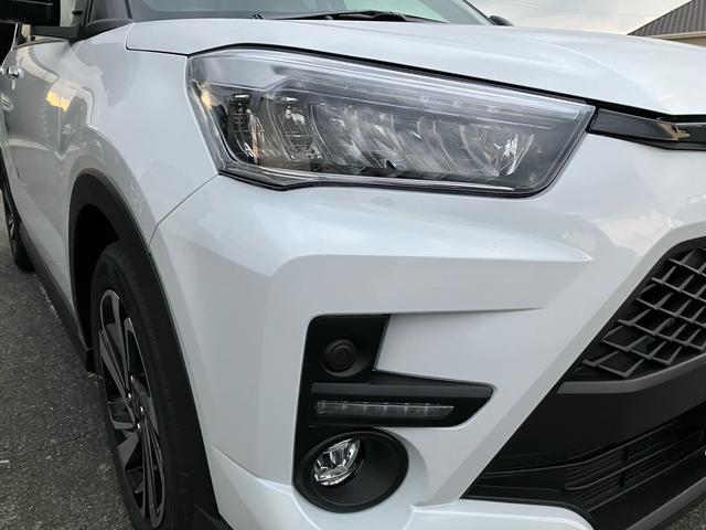 ライズ Ｚ　登録済未使用車　４ＷＤ　ディスプレイオーディオ　アラウンドビューモニター　シートヒーター　衝突被害軽減システム　アイドリングストップ　アダプティブクルーズコントロール　Ｂｌｕｅｔｏｏｔｈ　フルセグＴＶ（7枚目）