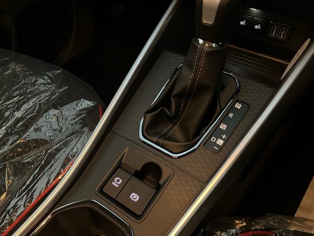 ライズ Ｚ　登録済未使用車　４ＷＤ　ディスプレイオーディオ　アラウンドビューモニター　シートヒーター　衝突被害軽減システム　アイドリングストップ　アダプティブクルーズコントロール　Ｂｌｕｅｔｏｏｔｈ　フルセグＴＶ（35枚目）