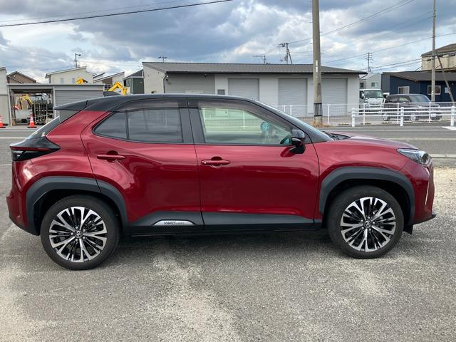 ヤリスクロス ハイブリッドZ ディスプレイオーディオ ナビTV Bluetooth アラウンドビューモニター ETC パワーバックドア レーンアシスト クルーズコントロール 純正アルミホイール シートヒーター 電動シート(6枚目)