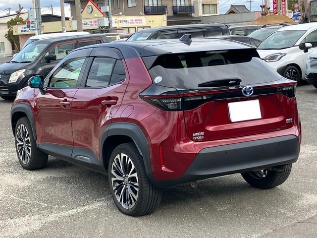 ヤリスクロス ハイブリッドZ ディスプレイオーディオ ナビTV Bluetooth アラウンドビューモニター ETC パワーバックドア レーンアシスト クルーズコントロール 純正アルミホイール シートヒーター 電動シート(9枚目)