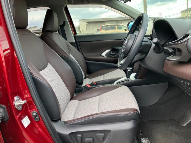 ヤリスクロス ハイブリッドZ ディスプレイオーディオ ナビTV Bluetooth アラウンドビューモニター ETC パワーバックドア レーンアシスト クルーズコントロール 純正アルミホイール シートヒーター 電動シート(29枚目)