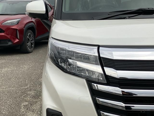 ルーミー カスタムG-T 登録済未使用車 ディスプレイオーディオ アラウンドビューモニター HDMI Bluetooth 両側パワースライドドア フルセグTV シートバックテーブル リアサンシェード シートヒーター クルコン(9枚目)