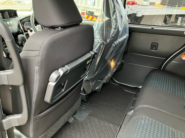 ルーミー カスタムG-T 登録済未使用車 ディスプレイオーディオ アラウンドビューモニター HDMI Bluetooth 両側パワースライドドア フルセグTV シートバックテーブル リアサンシェード シートヒーター クルコン(23枚目)