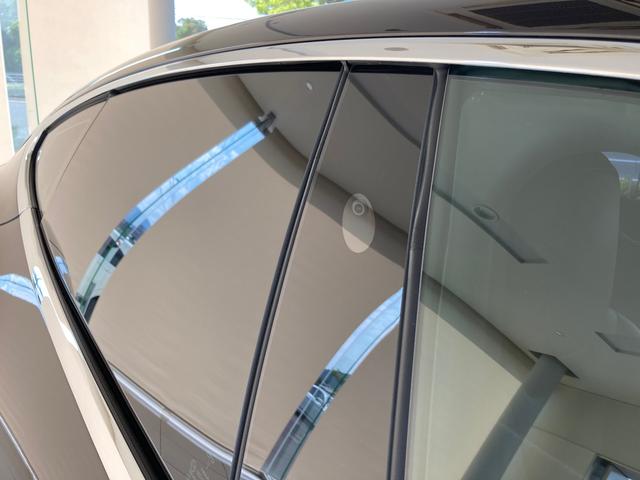 モデルＳ ９０Ｄ　エンハンストオートパイロット　黒革　ガラスサンルーフ　パワーシート　シートヒーター　純正アルミホイール　ＥＴＣ　ＬＥＤヘッドライト（15枚目）