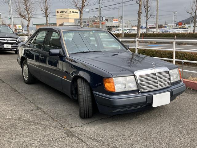 ３００Ｅ　ＥＴＣ　オートクルーズコントロール　アルミホイール　ＡＴ　パワーシート　ＣＤ　カセット　ＡＢＳ　エアコン(14枚目)