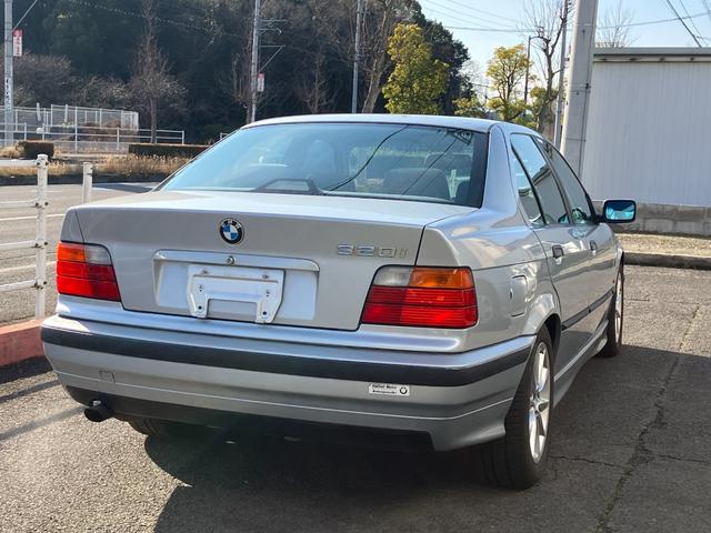 ＢＭＷ ３シリーズ