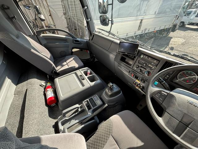 フォワード  車検整備完了済み即納車可能・フルワイド・アルミウィング・6200・ラッシングレール・バックカメラ・ETC(11枚目)