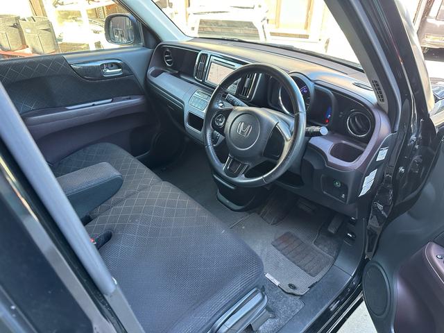 N-ONE プレミアム・Lパッケージ Gathersナビ、バックカメラ、ドラレコ、ETC、スマートキー2個、オートライト、オートエアコン、CDDVD再生、純正アルミ、HID(12枚目)