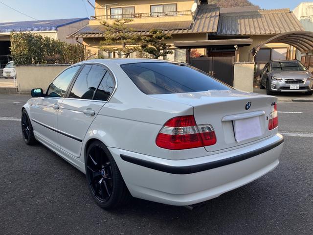 ３シリーズ ３２０ｉ　ハイラインパッケージ　特別仕様車　本革シート　社外アルミホイール　ローダウン　ビルシュタイン車高調　パワーシート　シートヒーター　ＥＴＣ　横滑り防止機能　キーレスエントリー　フォグランプ（12枚目）