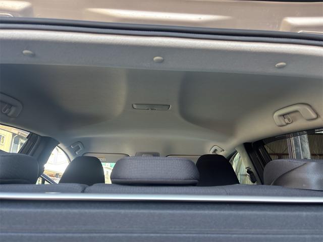 プリウス Ｓセーフティプラス　ナビ　テレビ　バックモニター　セーフティセンス　スマートキー　ＬＥＤヘッドライト　ＥＴＣ　Ｂｌｕｅｔｏｏｔｈ　電動格納ミラー（12枚目）