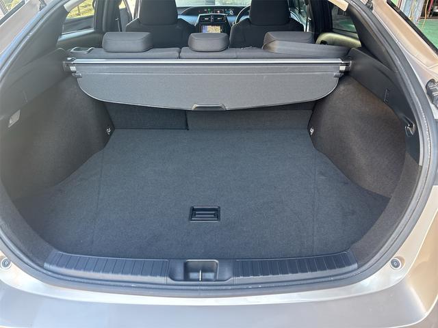 プリウス Ｓセーフティプラス　ナビ　テレビ　バックモニター　セーフティセンス　スマートキー　ＬＥＤヘッドライト　ＥＴＣ　Ｂｌｕｅｔｏｏｔｈ　電動格納ミラー（18枚目）