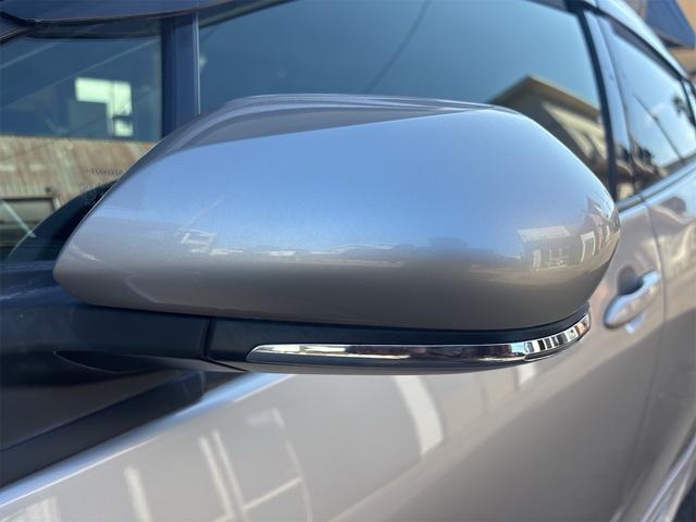 プリウス Ｓセーフティプラス　ナビ　テレビ　バックモニター　セーフティセンス　スマートキー　ＬＥＤヘッドライト　ＥＴＣ　Ｂｌｕｅｔｏｏｔｈ　電動格納ミラー（27枚目）