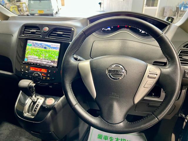 セレナ ハイウェイスターG S-ハイブリッド 両側電動スライドドア フリップダウンモニター プッシュスタート オートライト LEDライト フォグ付き 純正アルミホイール オートエアコン ETC 8インチ純正ナビ付き バックカメラ(22枚目)