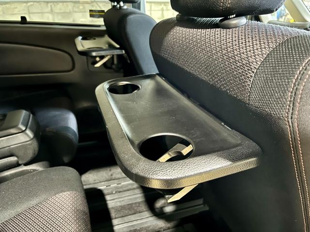 セレナ ハイウェイスターG S-ハイブリッド 両側電動スライドドア フリップダウンモニター プッシュスタート オートライト LEDライト フォグ付き 純正アルミホイール オートエアコン ETC 8インチ純正ナビ付き バックカメラ(39枚目)