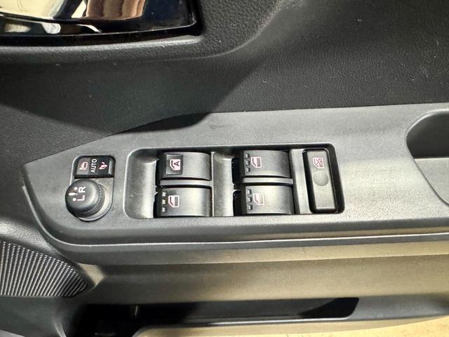 ウェイク GターボVS SAIII LEDヘッドライト・フォグランプ 両側電動スライドドア オートエアコン オートライト プッシュスタート 電動格納ミラー 社外ナビ フルセグ 純正アルミホイール(34枚目)