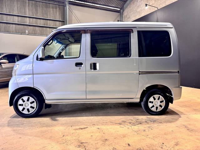 ハイゼットカーゴ クルーズターボ　ＣＤデッキ　エアコン　電動格納ミラー　両側スライドドア（4枚目）