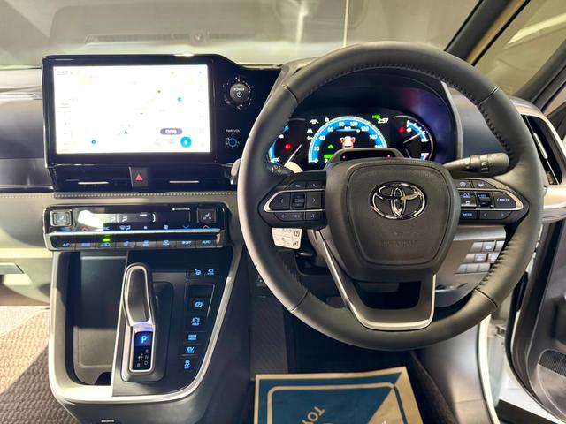 ノア ハイブリッドS-Z マイナーチェンジ後 全周囲モニター 両側電動スライドドア ユニバーサルステップ ディスプレイオーディオ フリップダウンモニターデジタルインナーミラー オットマン ETC2.0 ステアリングヒーター(31枚目)