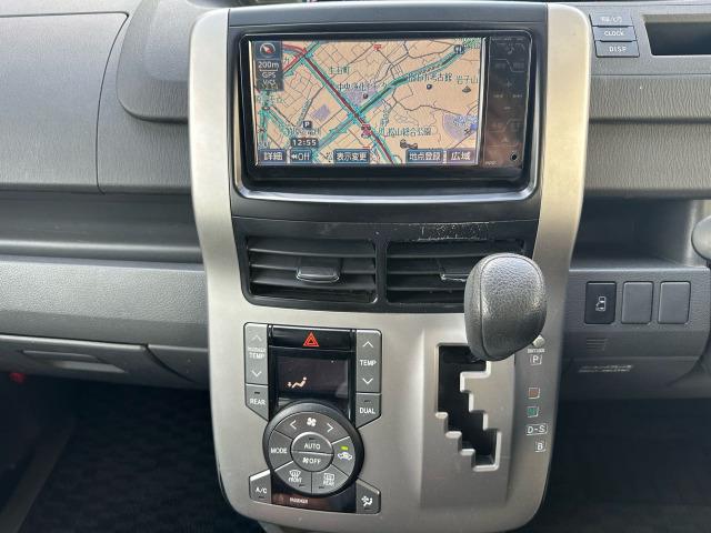 ヴォクシー Ｘ　Ｌエディション　ＥＴＣ／バックカメラ／フルセグテレビ／ナビゲーション／ＣＤ／ＤＶＤ再生／両側電動スライド・片側電動ドア／キーレスキー／ダブルエアコン／運転席・助手席エアバック（30枚目）