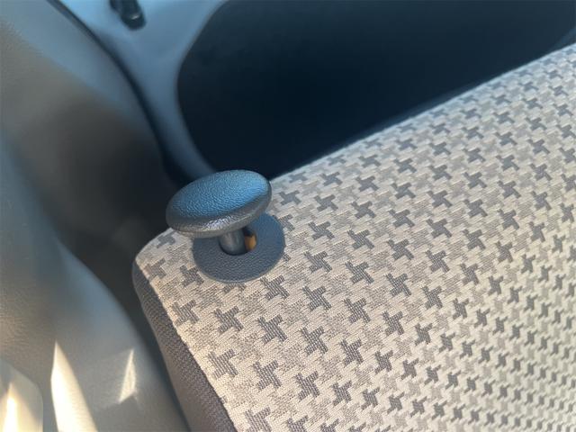 アルト F 車検整備付 パワステ  エアコン キーレス(57枚目)