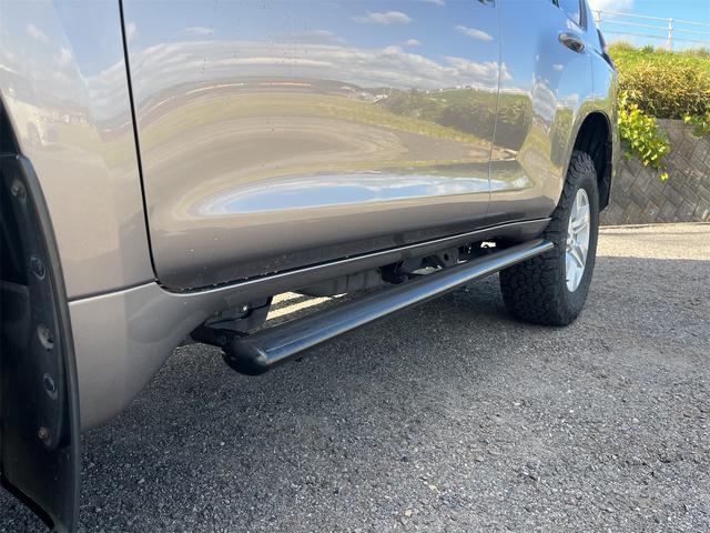 ランドクルーザープラド ＴＸ　ワンオーナー　　改良後ディーゼル　禁煙車　サンルーフ　ＥＴＣ　ナビ　　フルセグ　バックカメラ　サイドステップ　　ヒッチメンバー　　エアコン　パワステ（27枚目）