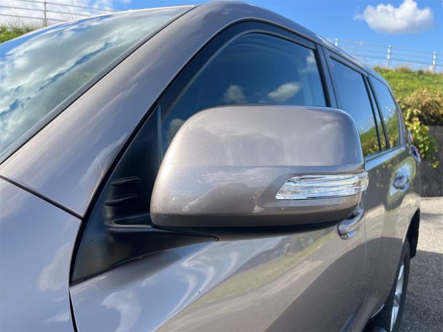 ランドクルーザープラド ＴＸ　ワンオーナー　　改良後ディーゼル　禁煙車　サンルーフ　ＥＴＣ　ナビ　　フルセグ　バックカメラ　サイドステップ　　ヒッチメンバー　　エアコン　パワステ（45枚目）