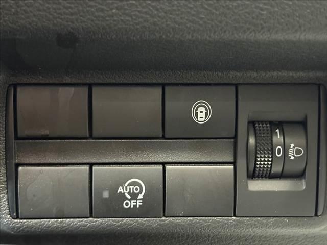 デイズ 　エマブレ　コーナーセンサー　ＥＴＣ　キーレス　Ａストップ　ＡＢＳ　横滑防止　車線逸脱警報　踏み間違い防止　Ａライト　ＳＲＳエアバッグ　サイド・カーテンエアバッグ　ＩＳＯＦＩＸ　ＣＤ　レベライザー（5枚目）