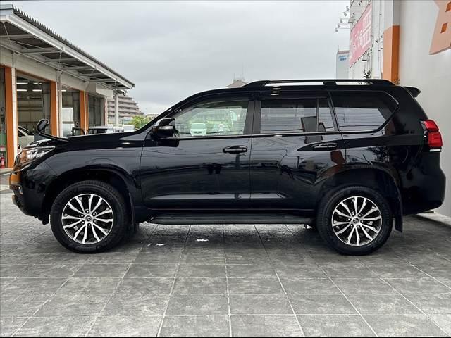 ランドクルーザープラド ＴＸ　Ｌパッケージ　禁煙　ムーンルーフ　純正９インチナビ　純正１９インチＡＷ　ルーフレール　セーフティセンスＰ　シートベンチレーション　ＥＴＣ　フルセグ　ＢＴオーディオ　レーダクルーズ　Ａライト　ＳＲＳエアバッグ（11枚目）