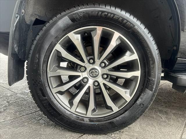 ランドクルーザープラド ＴＸ　Ｌパッケージ　禁煙　ムーンルーフ　純正９インチナビ　純正１９インチＡＷ　ルーフレール　セーフティセンスＰ　シートベンチレーション　ＥＴＣ　フルセグ　ＢＴオーディオ　レーダクルーズ　Ａライト　ＳＲＳエアバッグ（45枚目）