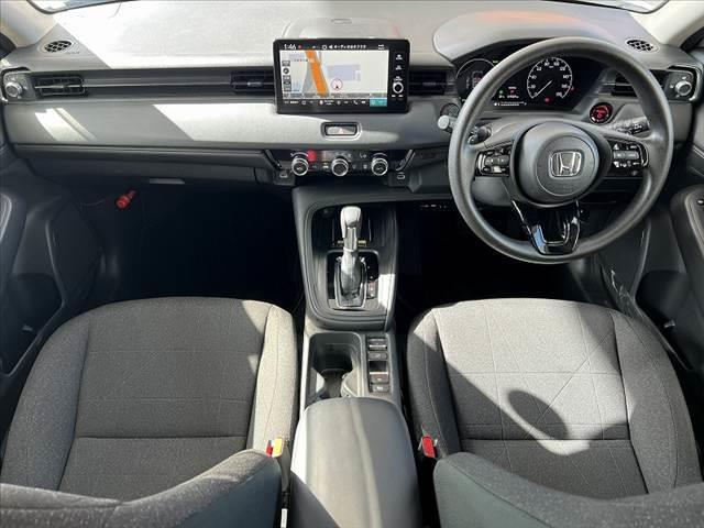 ヴェゼル ｅ：ＨＥＶ　Ｘ　禁煙　純正９型ナビ　Ｂモニタ　ワイヤレス充電　ＥＴＣ２．０　フルセグ　ＢＴ　ホンダセンシング　ＬＥＤヘッド　Ａライト　１６インチＡＷ　スマートキ　Ｐスタート　電子Ｐ　Ａホールド　パドルシフト（2枚目）