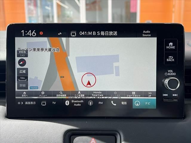 ヴェゼル ｅ：ＨＥＶ　Ｘ　禁煙　純正９型ナビ　Ｂモニタ　ワイヤレス充電　ＥＴＣ２．０　フルセグ　ＢＴ　ホンダセンシング　ＬＥＤヘッド　Ａライト　１６インチＡＷ　スマートキ　Ｐスタート　電子Ｐ　Ａホールド　パドルシフト（3枚目）