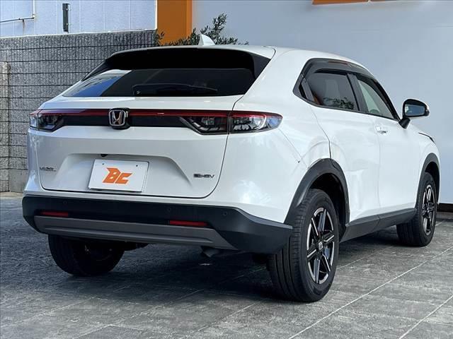 ヴェゼル ｅ：ＨＥＶ　Ｘ　禁煙　純正９型ナビ　Ｂモニタ　ワイヤレス充電　ＥＴＣ２．０　フルセグ　ＢＴ　ホンダセンシング　ＬＥＤヘッド　Ａライト　１６インチＡＷ　スマートキ　Ｐスタート　電子Ｐ　Ａホールド　パドルシフト（13枚目）